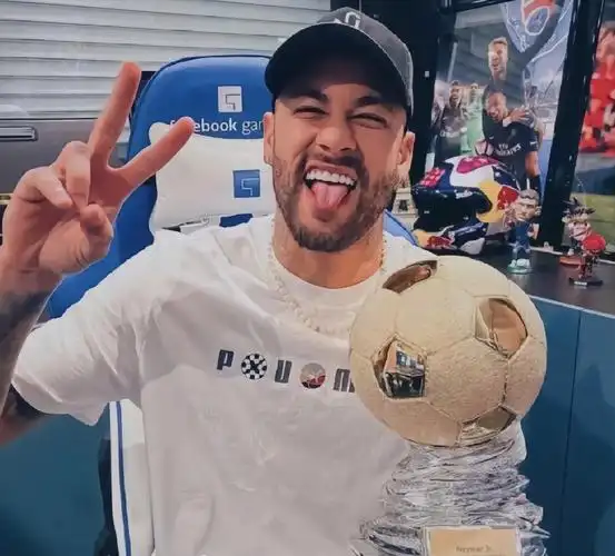 事中表现卓 事中表现卓